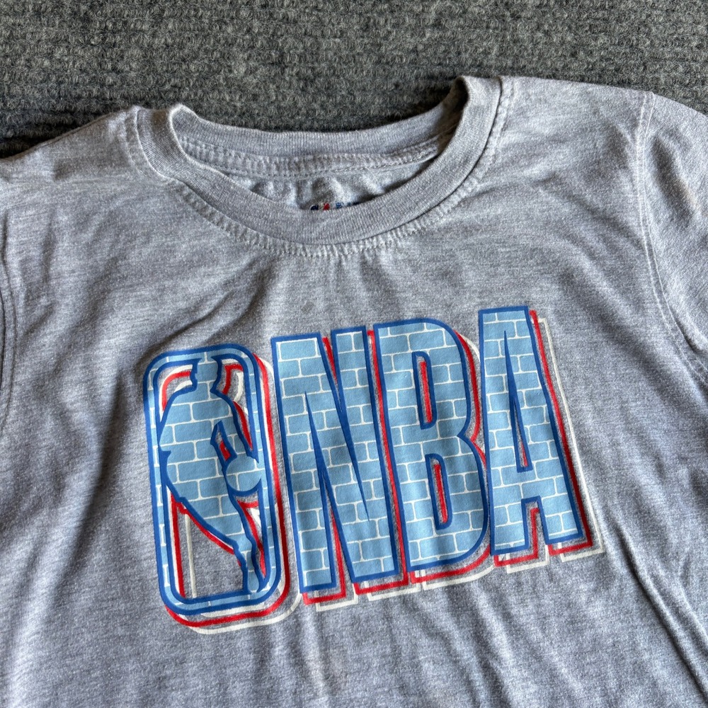 NBA Boys Graphic T-Shirt Heather Gray Short Sleeve Basketball Tee Size 10-12 M - Picture 2 of 6